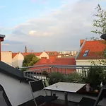 Rooftop Loft Mitte And Bikes Lägenhet